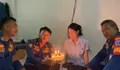 Kocak! Patah Hati di Hari Ultah, Warga Bogor Minta Damkar Temani Tiup Lilin