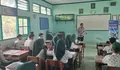 Sosialisasi SPMB SMA Kemala Taruna Bhayangkara, Kapolsek Panggungrejo Sekaligus Edukasi Pelajar