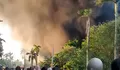 Kebakaran Hebat Landa 6 Gudang di Kawasan Industri Tangerang, 1 Orang Alami Luka Bakar Serius