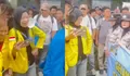 Viral Aksi Kocak Mahasiswa BEM UI 'Roasting' Spanduk Polwan di Thamrin Pakai Nada Lagu 'Rollerblade'