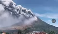 Awas Erupsi! Status Sinabung Naik Siaga, Pemkab Karo Bergegas Kosongkan Dua Desa Zona Merah