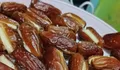 Banyak Yang Tidak Tahu, Haruskah Kurma Dicuci Sebelum Dikonsumsi? Ini Penjelasan Medisnya