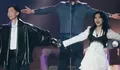 Tangis Isyana Sarasvati Sampaikan Salam Perpisahan Melepas Kepergian Vidi Aldiano, Persembahkan Lagu Favorit Sahabat di Panggung 'Sparkle on Sound'
