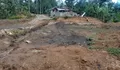 Masa Depan Ekonomi Desa Tersandera Pena Kades, Pemilik Lahan Ambil Langkah Berani!
