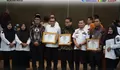 PPID Kabupaten Rokan Hulu Kembali Raih Predikat Informatif, Sabet Tiga Penghargaan pada KI Award Riau 2025