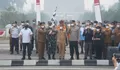 Ditengah Kepungan Asap Karhutla, Seremoni Pelepasan Damkar Gubernur Kalteng Tuai Sorotan Publik