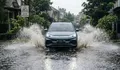 Waspada Aquaplaning: Bahaya Maut Mengintai Pengendara Saat Musim Hujan Tiba