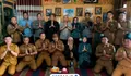 Wujud Kepedulian, Camat Cilograng Pimpin Langsung Penyaluran Donasi bagi Korban Kebakaran Kasepuhan Ciptamulya