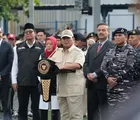Prabowo Lepas Kapal RS TNI Bantu Palestina, Selebriti dan Netizen Berduyun Menyaksikan