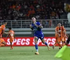 Dua Gol Indah Mariano Peralta Selamatkan Borneo FC dari Kekalahan Kontra Persib Bandung
