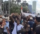 Unjuk Rasa Terkait Penggunaan Hak Angket di Depan Gedung DPR MPR Senayan Jakarta