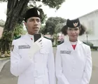 Bangga Jadi Paskibra Nasional HUT RI Ke 80 Dua Siswa SMA Negeri 1 Wamenai Terlihat Bahagia Bertemu Langsung Prabowo