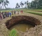 Sinkhole Muncul di Sumbar, Ini Kata Pakar Geologi UGM 