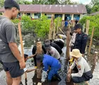 Pembangunan Jembatan Presisi Polri di SDN Semulut Sudah 70%, Siswa Aman dari Ancaman Buaya Liar