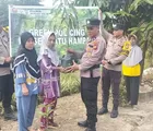Polsek Batu Hampar Rohil Laksanakan Green Policing, Ajak Masyarakat Tanam Pohon dan Jaga Lingkungan