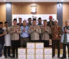 Buka Puasa Bersama dengan Insan Pers dan Anak Yatim, Kapolres Rohil Pererat Silaturahmi di Bulan Suci Ramadhan 1447 H 