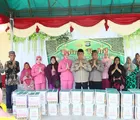 Kapolres Rohil Salurkan Bantuan kepada Kaum Dhuafa dan anak Hafiz Al'quran di Panipahan