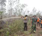Sinergitas TNI-Polri dan Pemda Diperkuat, Danrem 031 Wira Bima dan Karo Ops Polda Riau Tinjau Pemadaman Karhutla di Dumai