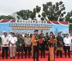 Gelar Apel Satgas, Kapolda Riau Bersama Forkopimda Deklarasikan Perang Lawan Narkoba