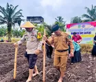 Polsek Kunto Darussalam Tanam Jagung, Dukung Ketahanan Pangan Nasional