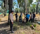 Polri Hadir Untuk Masyarakat, Polsek Batu Hampar Pantau Pemotongan Massal Hewan Kurban di Lima Masjid
