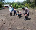 Dukung Ketahanan Pangan, Polsek Tapung Kembali Dampingi Kelompok Tani Tanam Jagung Pipil 