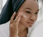 Kulit Wajah Plump dan Glowing! Alasan Wajib Coba PDRN Moisturizer