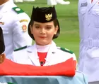 Paskibraka 2026: Celine Olivia dari Pontianak Jadi Pembawa Baki Bendera di Istana Merdeka