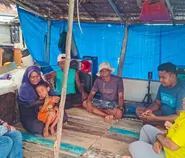 Mantri BRI Bergantung pada Kapal dan Perahu untuk Bertemu Nasabah di Kabupaten Banggai Kepulauan