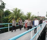 Kapolda Riau Tinjau Jembatan Merah Putih di Dumai, Wujud Pengabdian Polri untuk Masyarakat