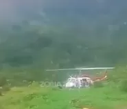 Anggota OPM Bersenjata Diduga Mengawal Helikopter yang Mendarat di Pedalaman Papua