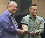 Ketika Dunia Mencari Tempat Berlindung, Indonesia Harus Menjadi Jangkar