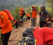 Jatuh dari Hammock di Gunung Bulu Baria Hingga Alami Cedera, Pendaki di Evakuasi Tim SAR Gabungan