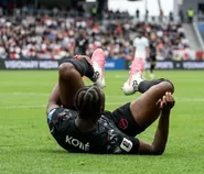 Selain Ismaël Koné, Ini adalah Pemain Bola Lain yang Pernah Kena Cedera Horor Patah Tulang Kaki 