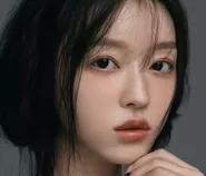 YooA Tandatangani Kontrak dengan Agensi Baru