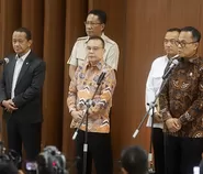 Pimpin rapat koordinasi di DPR, Sufmi Dasco bahas percepatan izin investasi dan tata kelola ekspor