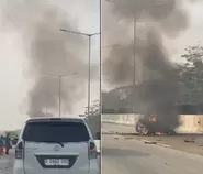 Detik-detik mobil Subaru tabrak truk di area Jalan Tol Serpong-Cinere: Baru masuk arah BSD