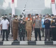 Pelepasan damkar mendadak disorot usai dinilai terlalu seremonial di tengah karhutla yang landa wilayah Kalteng