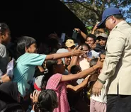Prabowo Kunjungi Posko Pengungsian Nagekeo NTT, Respons Cepat Pemerintah Diapresiasi Warga Terdampak