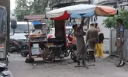 Gunakan Trotoar untuk Berdagang, PKL di Padang Ditertibkan Satpol PP