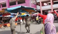 Satpol PP Perketat Pengawasan di Pasar Raya Padang, Pedagang Diminta Tertib