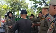 Satpol PP Padang Tertibkan Pedagang Minyak di Trotoar, Ini Alasannya