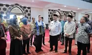 Viral Isu Menteri Pariwisata Pakai Sepatu di Masjid Raya Sumbar, Ini Fakta Sebenarnya