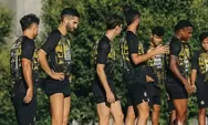 Semen Padang FC vs Persebaya, Imran Nahumarury Bidik Kemenangan di Laga Home Terakhir