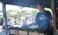 Lompong Sagu Tetap Bertahan di Tengah Kuliner Kekinian, Kisah Titin Agustina Menjaga Warisan Minang