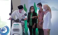   Grab  Pesan 6 Ribu Sepeda Motor Listrik Buatan Pabrik di Semarang