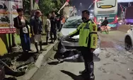 Detik-detik Kecelakaan Mobil di Mranggen, Ringsek Tabrak Bahu Jalan Hingga Terbalik