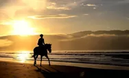 Deretan Inspirasi Berfoto Dengan Kuda di Destinasi Wisata Pantai Teleng Ria Pacitan