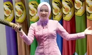 Istri Ridwan Kamil Ibu Cinta Raih Gelar Doktor Ilmu Komunikasi dengan Predikat Cumlaude