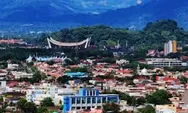 Keren Banget! Padang Jadi Destinasi Liburan Baru Turis Mancanegara
